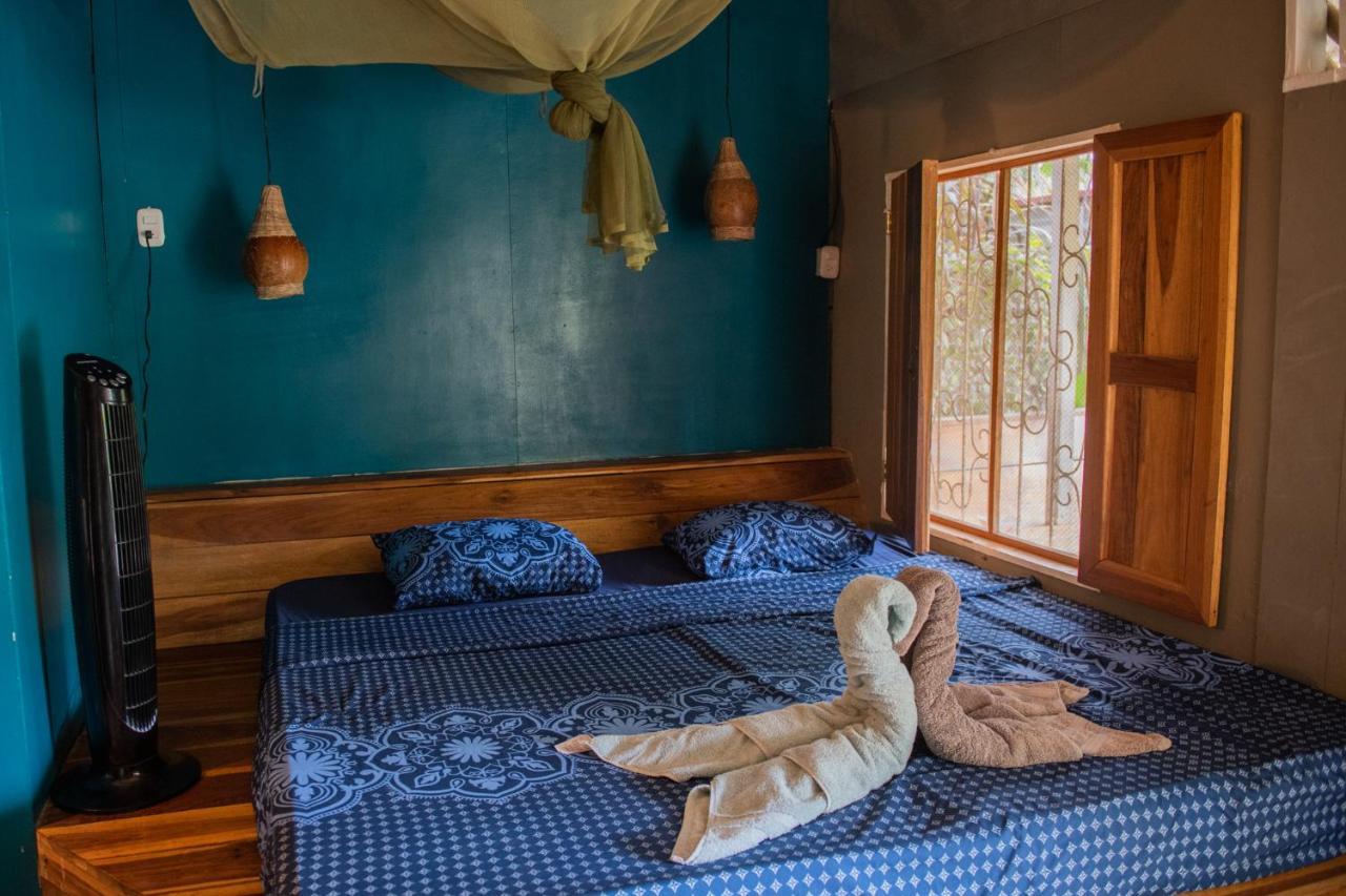 Hostel Roots Family Puerto Viejo de Talamanca Zewnętrze zdjęcie